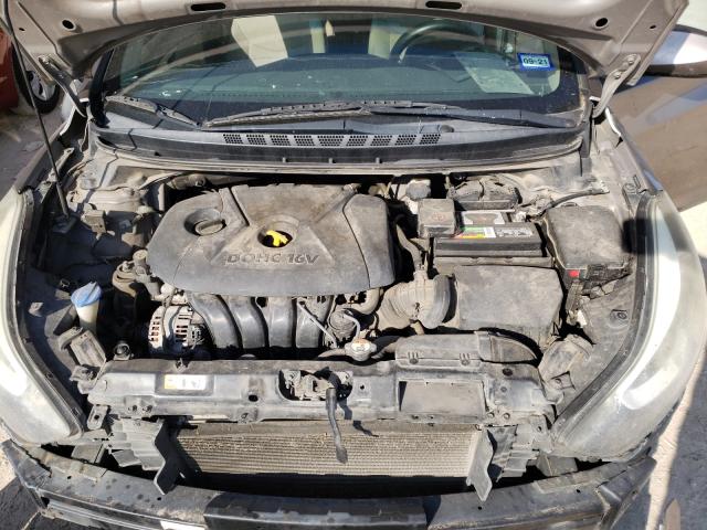 Photo 6 VIN: 5NPDH4AE9EH474423 - HYUNDAI ELANTRA SE 