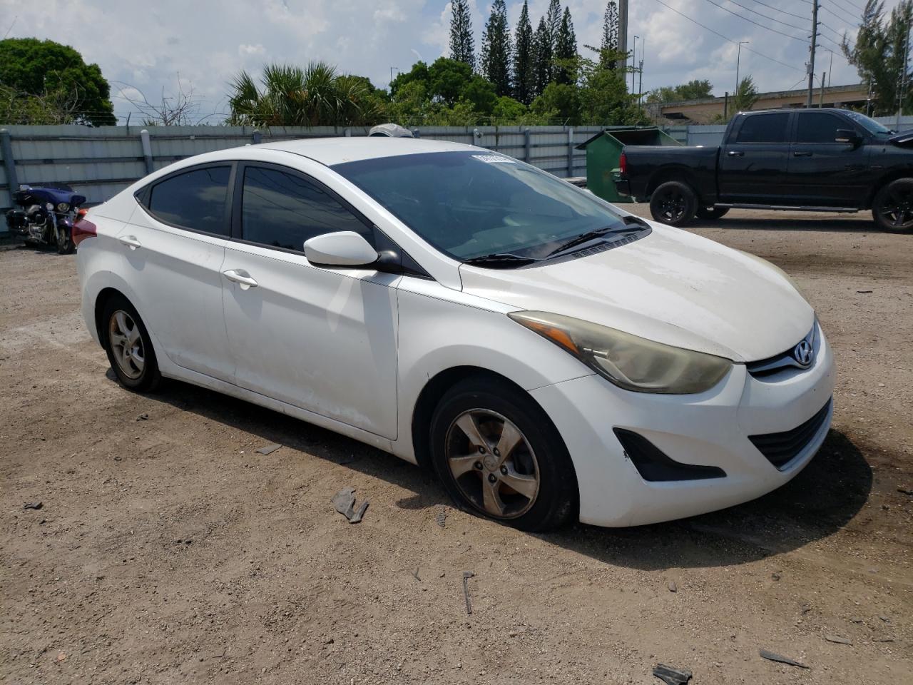 Photo 3 VIN: 5NPDH4AE9EH527704 - HYUNDAI ELANTRA 