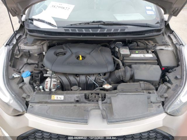 Photo 9 VIN: 5NPDH4AE9EH530909 - HYUNDAI ELANTRA 