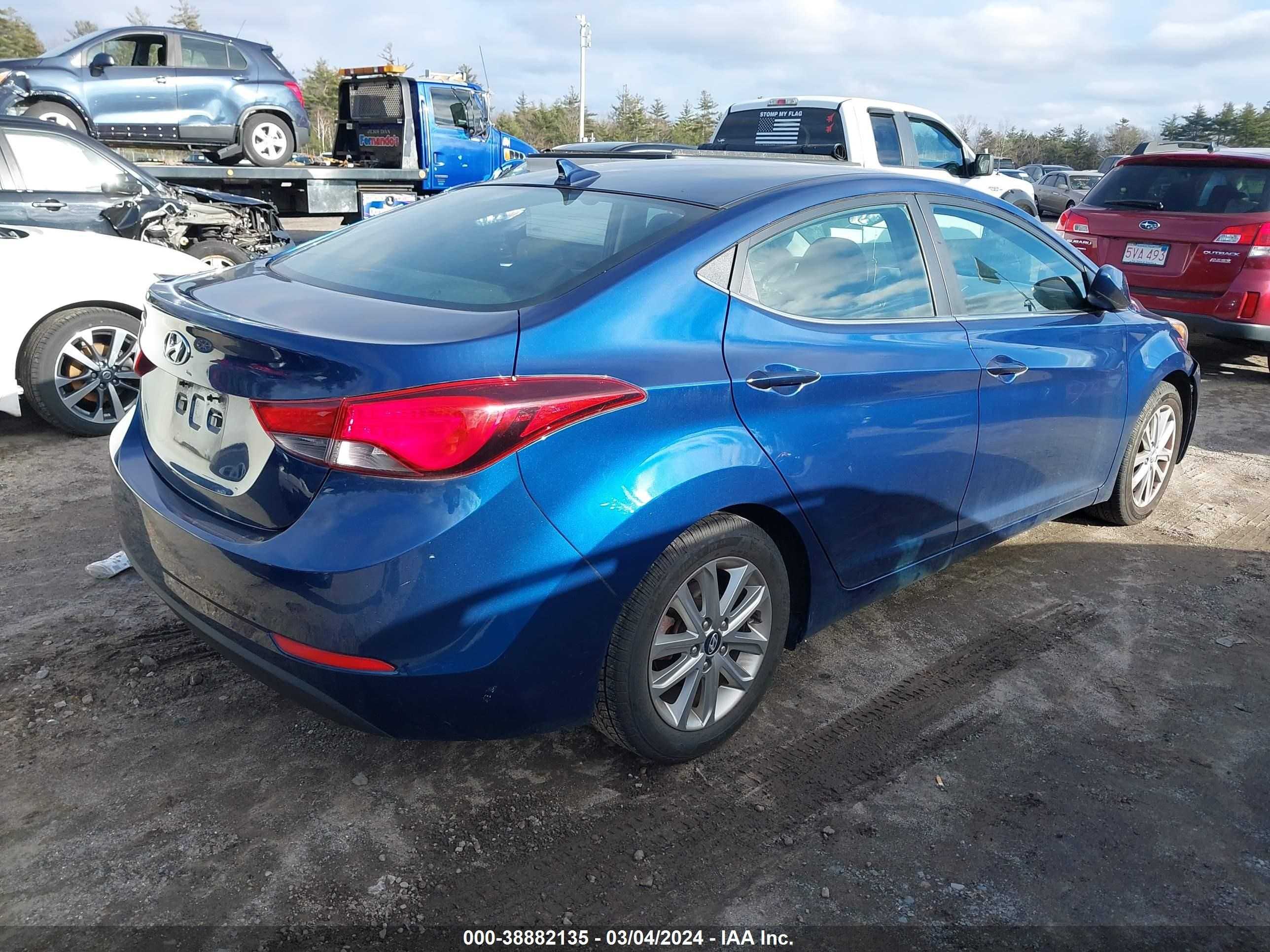 Photo 3 VIN: 5NPDH4AE9FH554662 - HYUNDAI ELANTRA 