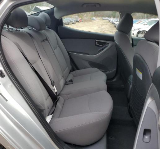 Photo 9 VIN: 5NPDH4AE9FH562972 - HYUNDAI ELANTRA 