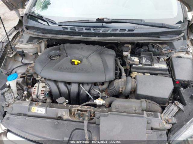 Photo 9 VIN: 5NPDH4AE9FH569260 - HYUNDAI ELANTRA 