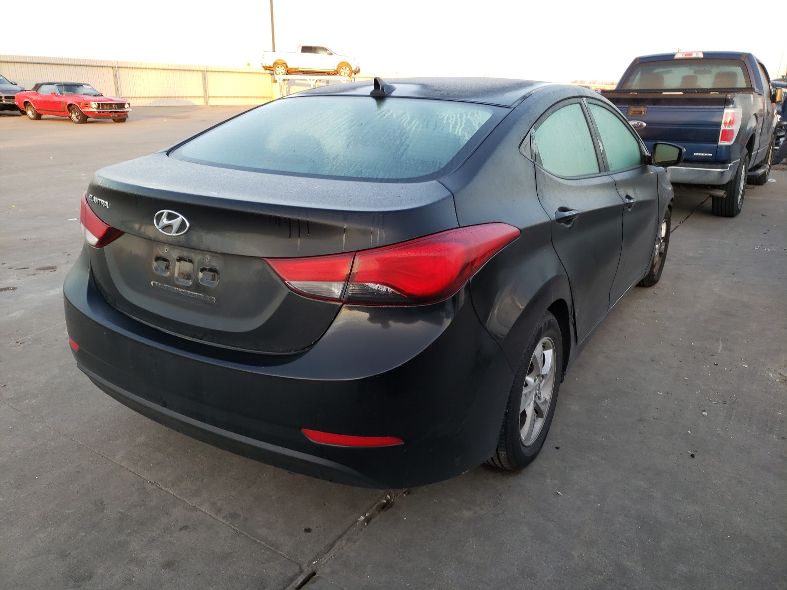 Photo 3 VIN: 5NPDH4AE9FH569386 - HYUNDAI ELANTRA SE 