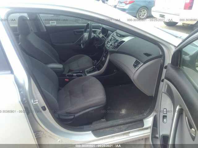 Photo 4 VIN: 5NPDH4AE9FH569940 - HYUNDAI ELANTRA 