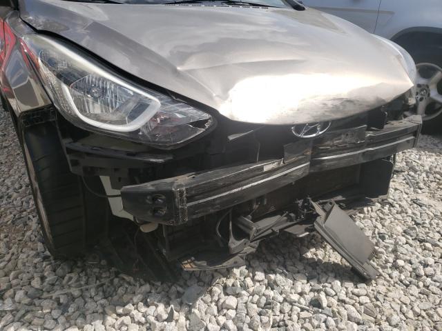 Photo 8 VIN: 5NPDH4AE9FH572028 - HYUNDAI ELANTRA SE 