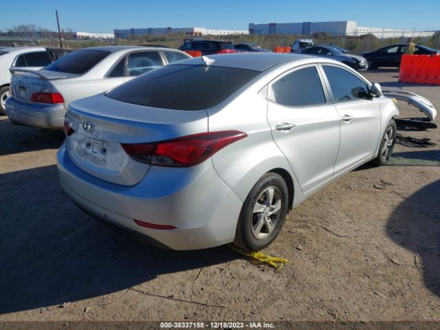 Photo 3 VIN: 5NPDH4AE9FH579562 - HYUNDAI ELANTRA 