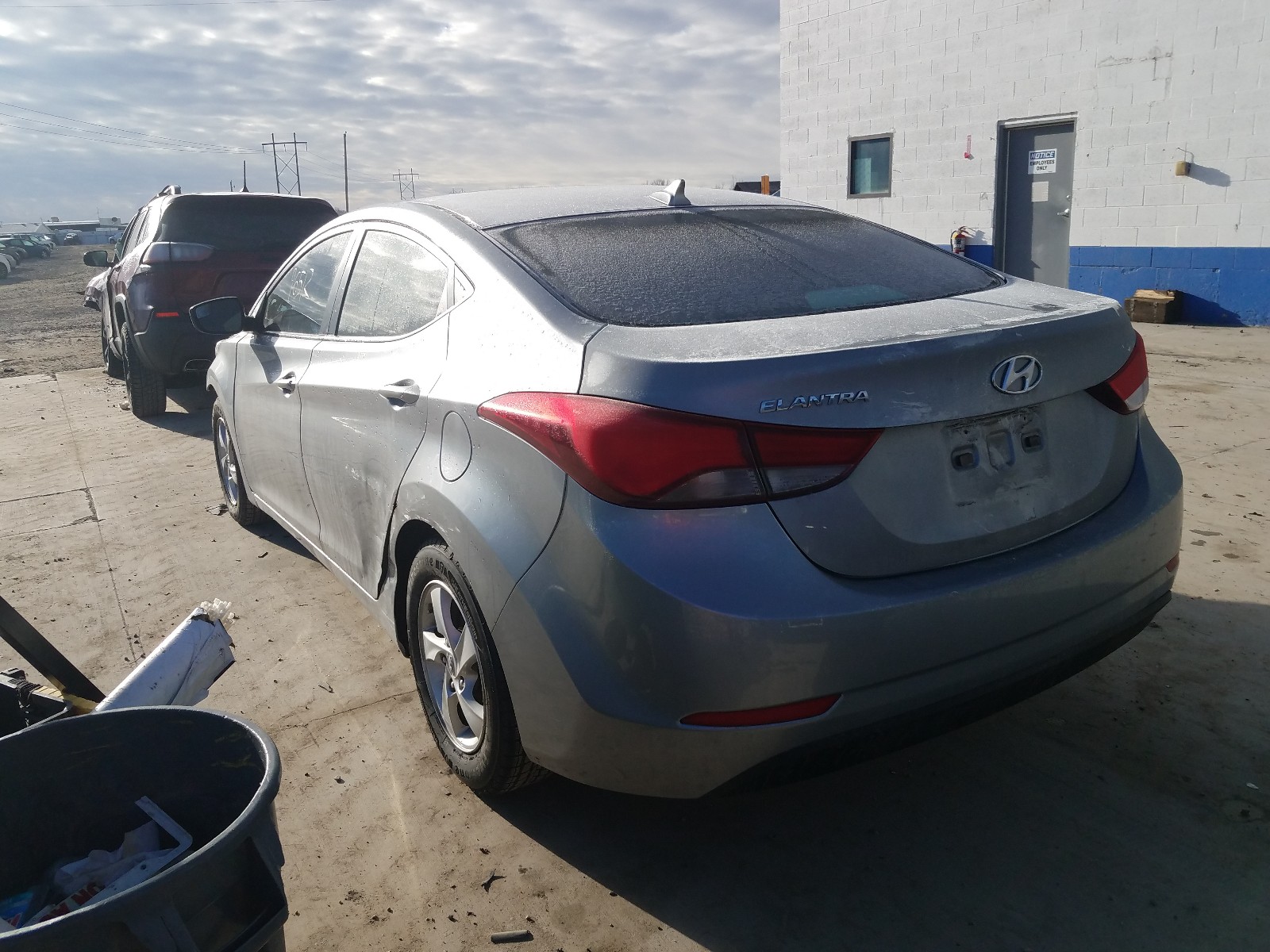 Photo 2 VIN: 5NPDH4AE9FH583739 - HYUNDAI ELANTRA SE 