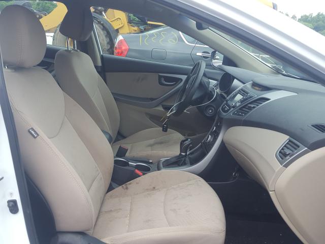 Photo 4 VIN: 5NPDH4AE9FH587497 - HYUNDAI ELANTRA SE 