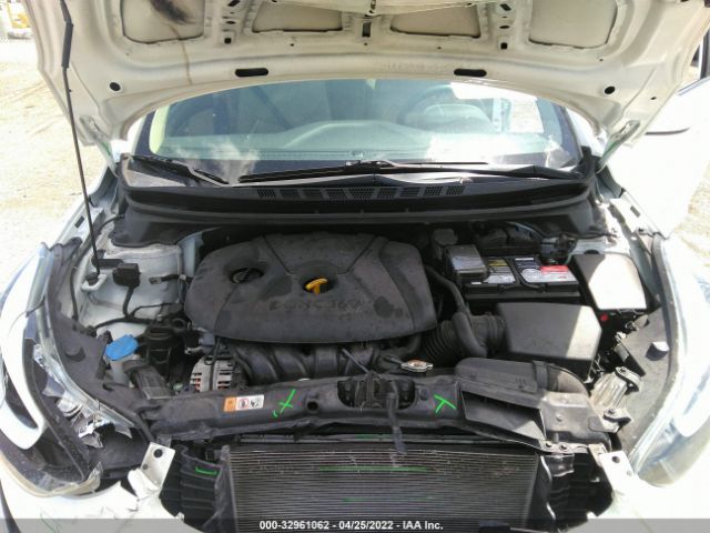 Photo 9 VIN: 5NPDH4AE9FH589993 - HYUNDAI ELANTRA 