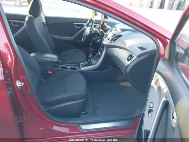 Photo 4 VIN: 5NPDH4AE9FH599312 - HYUNDAI ELANTRA 