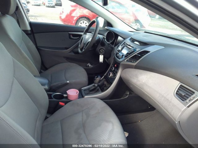 Photo 4 VIN: 5NPDH4AE9FH615458 - HYUNDAI ELANTRA 