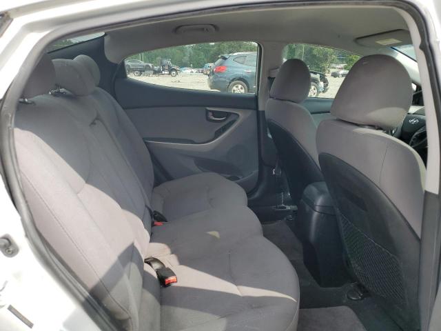 Photo 9 VIN: 5NPDH4AE9FH620613 - HYUNDAI ELANTRA SE 