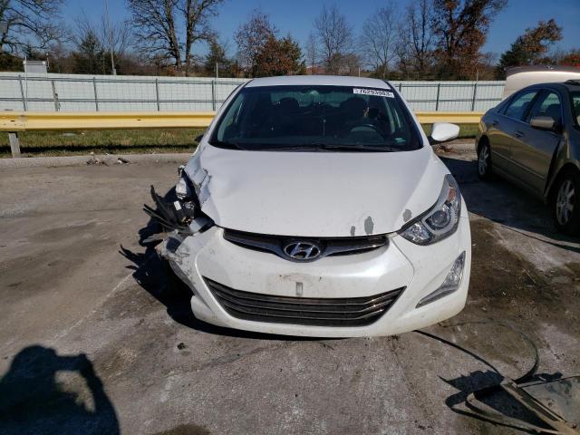 Photo 4 VIN: 5NPDH4AE9FH624743 - HYUNDAI ELANTRA 