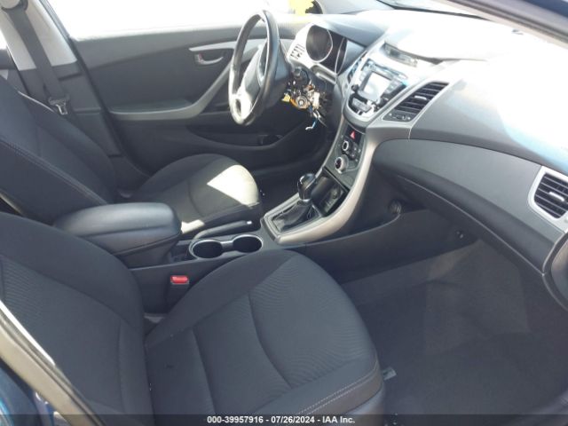 Photo 4 VIN: 5NPDH4AE9FH632017 - HYUNDAI ELANTRA 