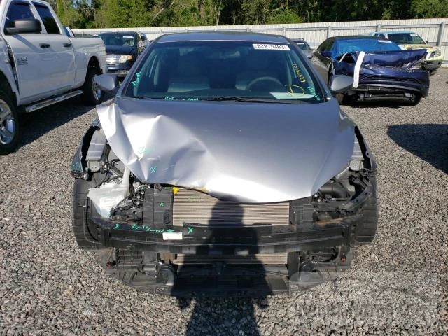 Photo 4 VIN: 5NPDH4AE9FH633605 - HYUNDAI ELANTRA 