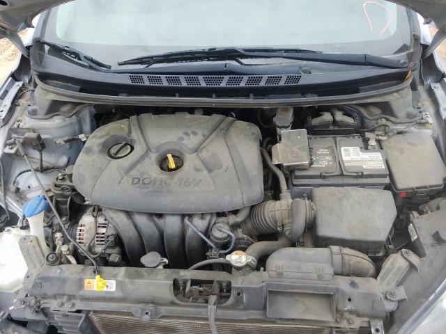 Photo 6 VIN: 5NPDH4AE9FH634673 - HYUNDAI ELANTRA SE 