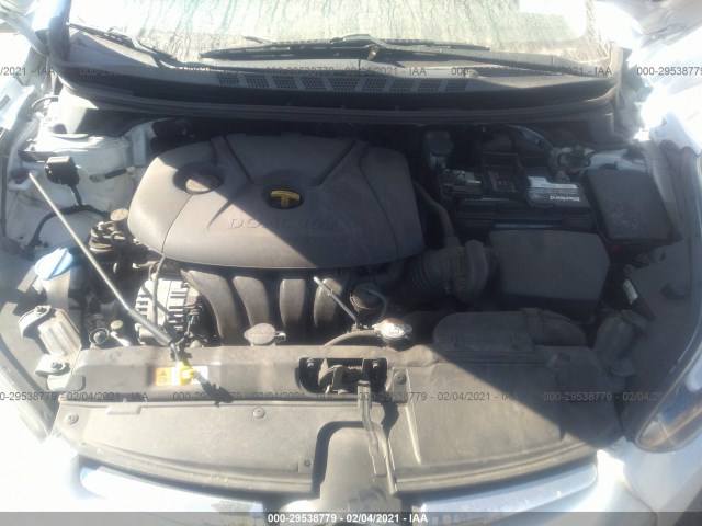 Photo 9 VIN: 5NPDH4AE9FH635189 - HYUNDAI ELANTRA 