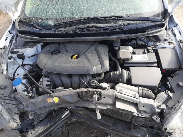 Photo 6 VIN: 5NPDH4AE9FH635533 - HYUNDAI ELANTRA SE 