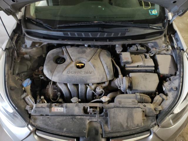 Photo 6 VIN: 5NPDH4AE9FH635709 - HYUNDAI ELANTRA SE 