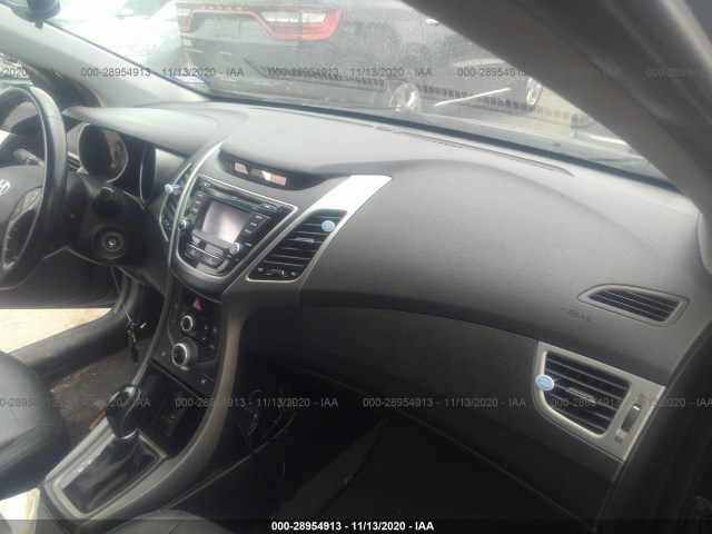 Photo 4 VIN: 5NPDH4AE9FH637993 - HYUNDAI ELANTRA 