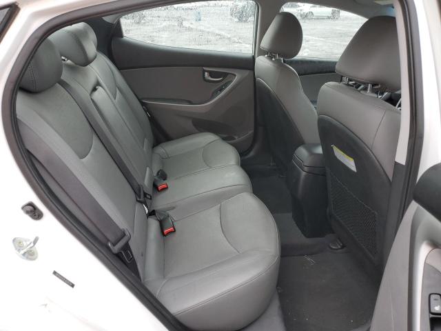 Photo 9 VIN: 5NPDH4AE9FH639744 - HYUNDAI ELANTRA SE 