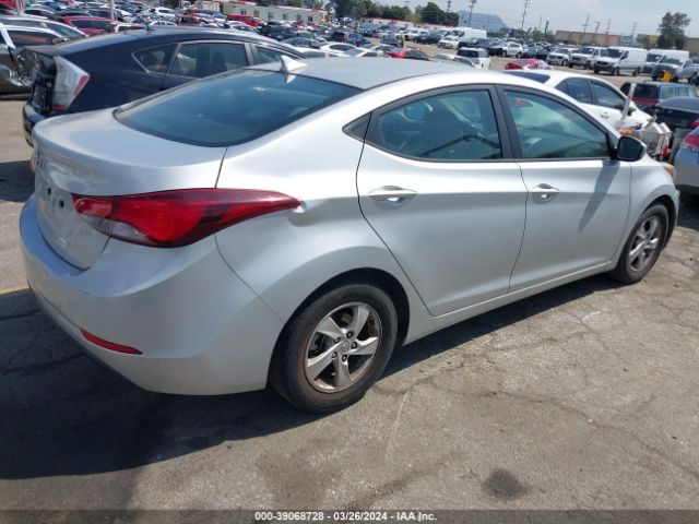 Photo 3 VIN: 5NPDH4AE9FH639825 - HYUNDAI ELANTRA 