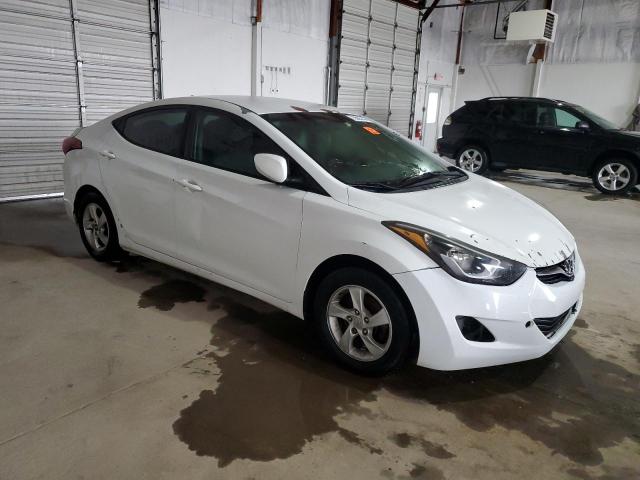 Photo 3 VIN: 5NPDH4AE9FH641154 - HYUNDAI ELANTRA SE 