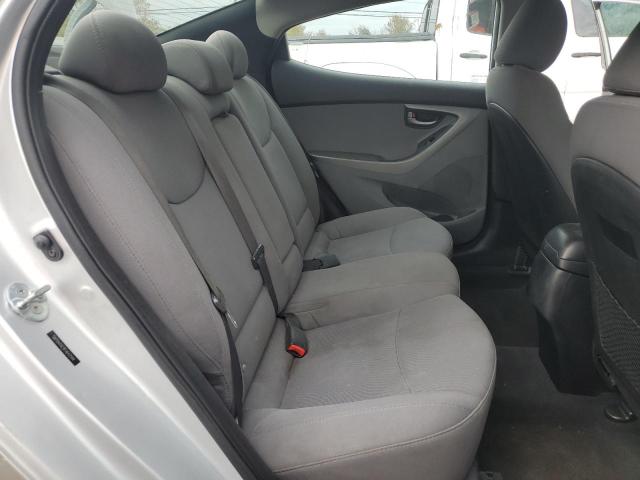 Photo 9 VIN: 5NPDH4AE9FH642594 - HYUNDAI ELANTRA SE 