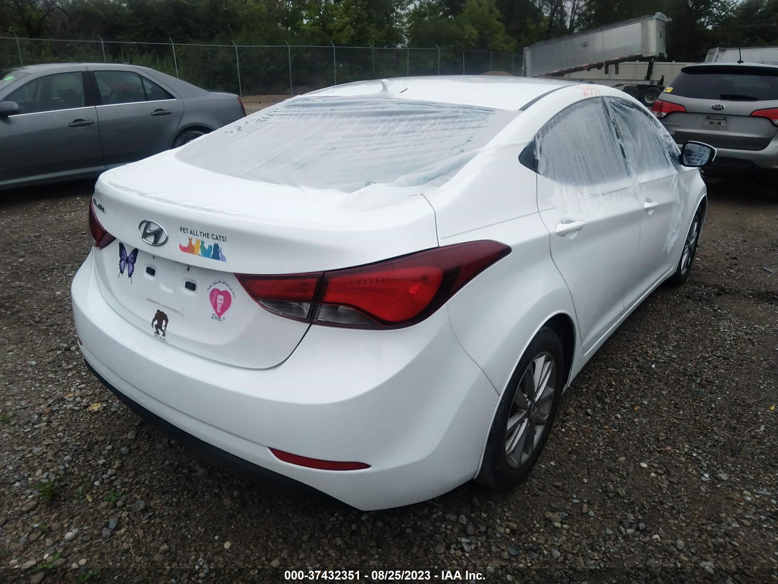 Photo 3 VIN: 5NPDH4AE9GH661180 - HYUNDAI ELANTRA 