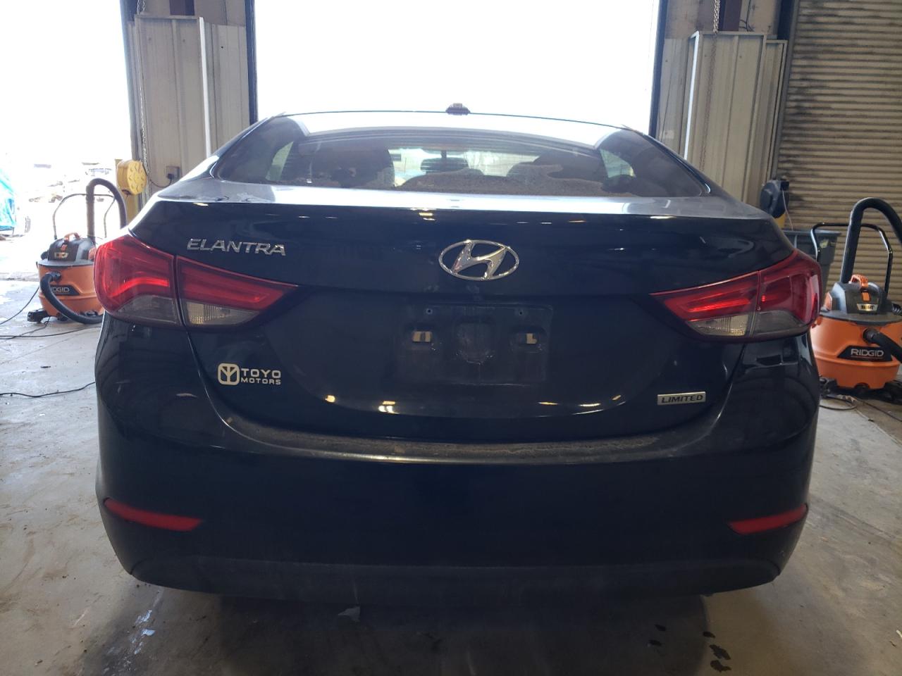 Photo 5 VIN: 5NPDH4AE9GH668825 - HYUNDAI ELANTRA 