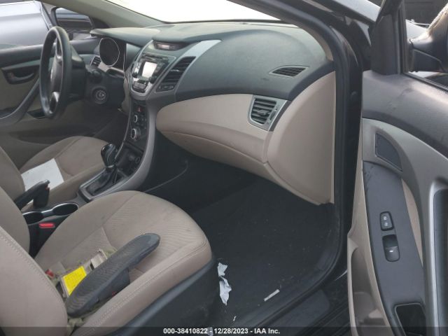 Photo 4 VIN: 5NPDH4AE9GH670848 - HYUNDAI ELANTRA 