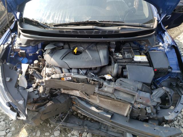 Photo 6 VIN: 5NPDH4AE9GH683440 - HYUNDAI ELANTRA SE 