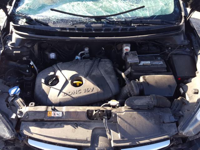 Photo 6 VIN: 5NPDH4AE9GH693174 - HYUNDAI ELANTRA SE 