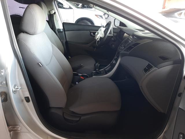 Photo 4 VIN: 5NPDH4AE9GH695877 - HYUNDAI ELANTRA SE 