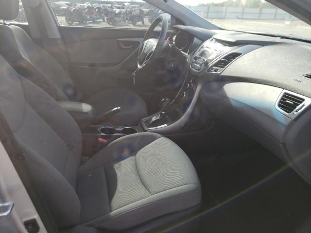 Photo 4 VIN: 5NPDH4AE9GH697502 - HYUNDAI ELANTRA SE 