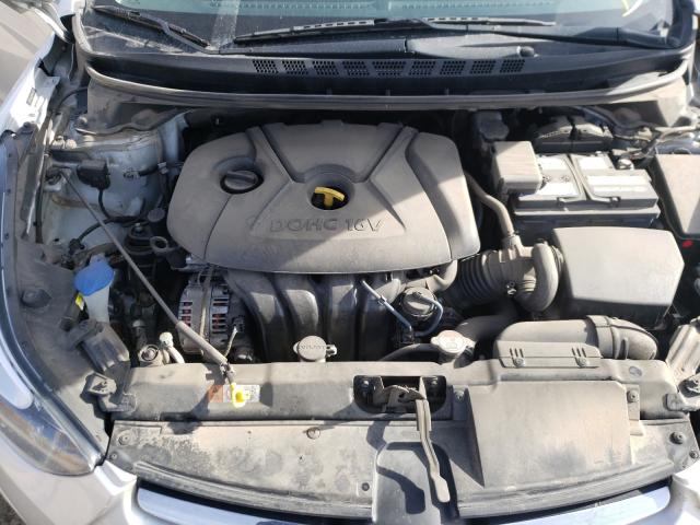 Photo 6 VIN: 5NPDH4AE9GH697502 - HYUNDAI ELANTRA SE 