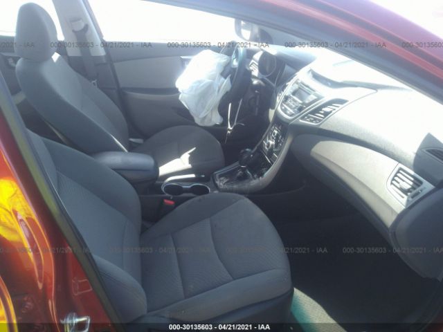 Photo 4 VIN: 5NPDH4AE9GH702049 - HYUNDAI ELANTRA 