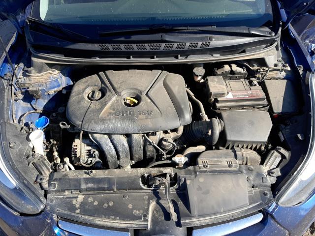 Photo 6 VIN: 5NPDH4AE9GH702679 - HYUNDAI ELANTRA SE 