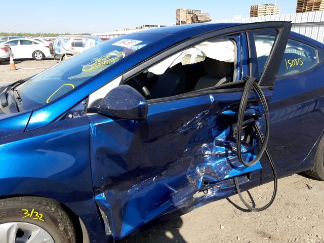 Photo 8 VIN: 5NPDH4AE9GH702679 - HYUNDAI ELANTRA SE 