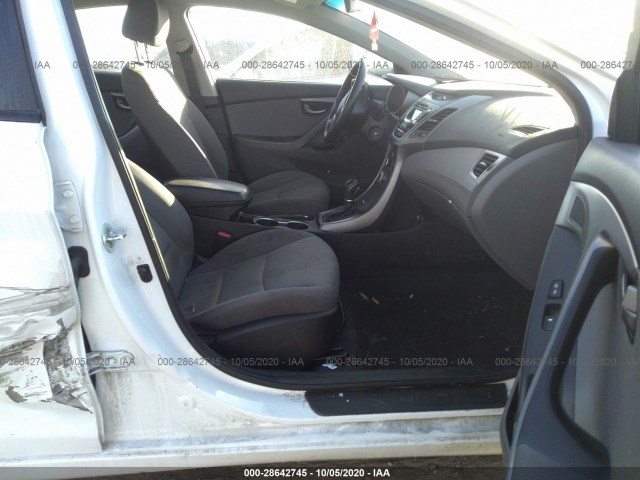 Photo 4 VIN: 5NPDH4AE9GH706022 - HYUNDAI ELANTRA 