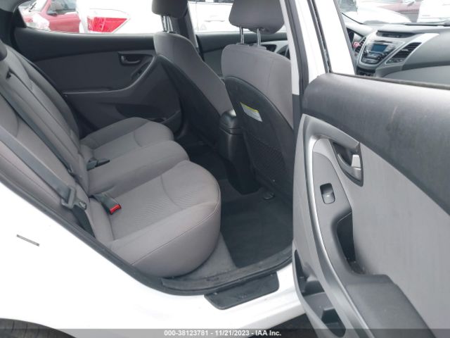 Photo 7 VIN: 5NPDH4AE9GH708336 - HYUNDAI ELANTRA 