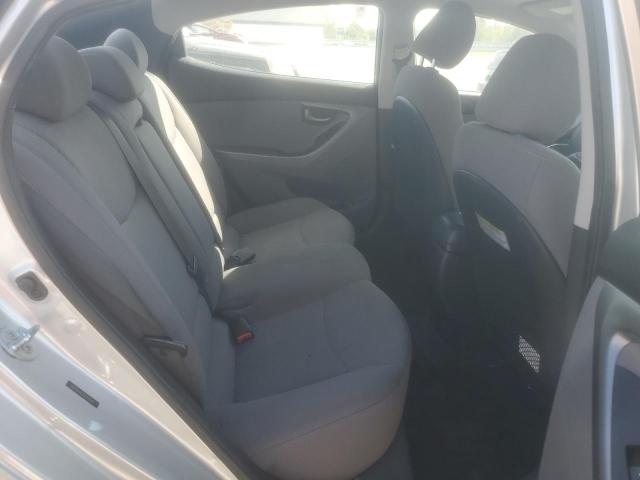 Photo 9 VIN: 5NPDH4AE9GH710247 - HYUNDAI ELANTRA SE 