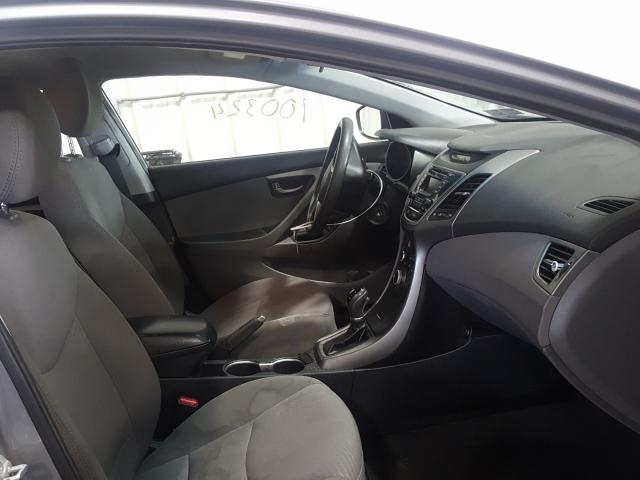 Photo 4 VIN: 5NPDH4AE9GH713763 - HYUNDAI ELANTRA SE 