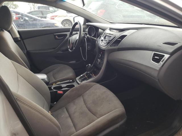 Photo 4 VIN: 5NPDH4AE9GH715755 - HYUNDAI ELANTRA SE 