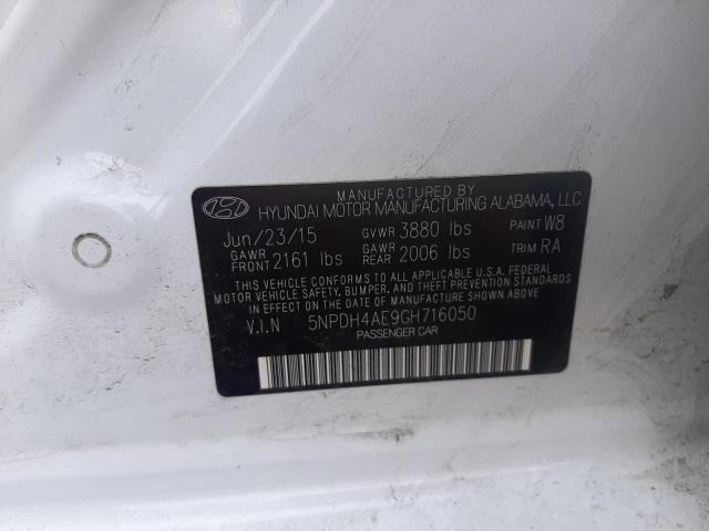 Photo 11 VIN: 5NPDH4AE9GH716050 - HYUNDAI ELANTRA SE 