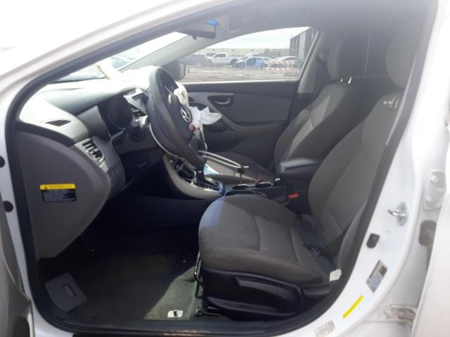 Photo 6 VIN: 5NPDH4AE9GH716050 - HYUNDAI ELANTRA SE 