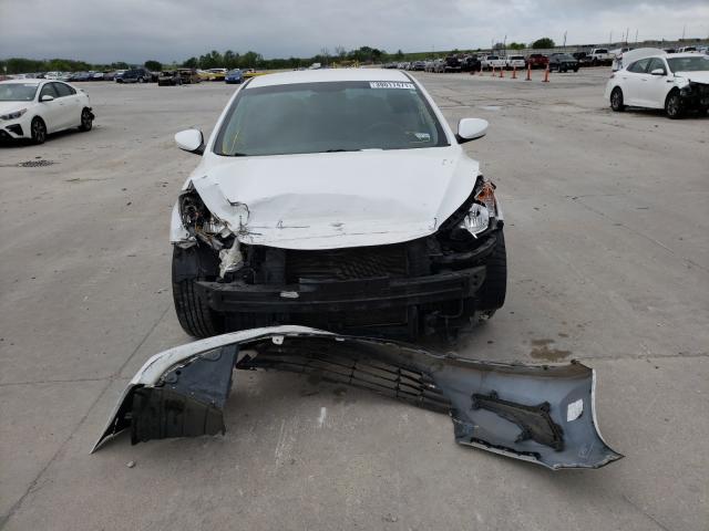 Photo 8 VIN: 5NPDH4AE9GH716467 - HYUNDAI ELANTRA SE 