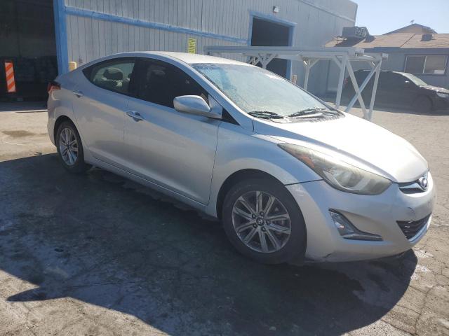 Photo 3 VIN: 5NPDH4AE9GH722432 - HYUNDAI ELANTRA SE 