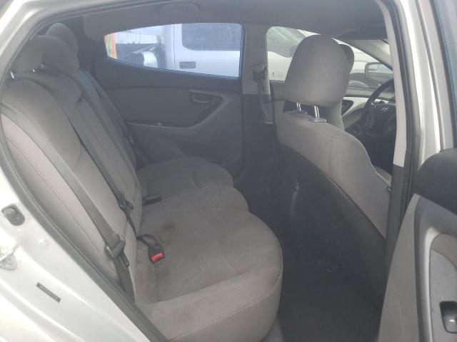 Photo 9 VIN: 5NPDH4AE9GH727226 - HYUNDAI ELANTRA SE 