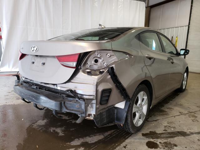 Photo 3 VIN: 5NPDH4AE9GH729252 - HYUNDAI ELANTRA SE 